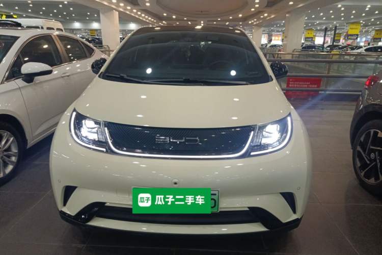Used BYD Dolphin 2023 420 km Fashion Edition
