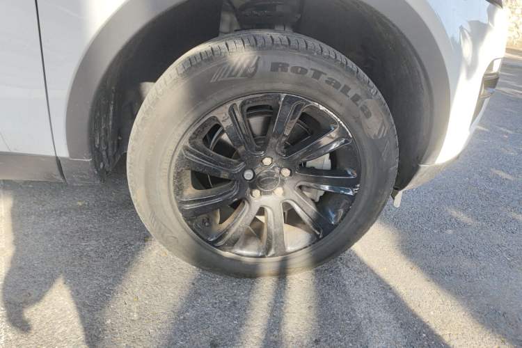 Used Land Rover Discovery Sport 2017 2.0T SE
