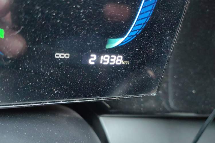 Used BYD Qin PLUS 2024 Honor Edition EV 510KM Beyond Model Odometer Close Up