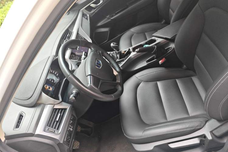 Used Geely Auto Emgrand GL 2018 1.8L Manual Elite Smart Connectivity Version Left Front Seat