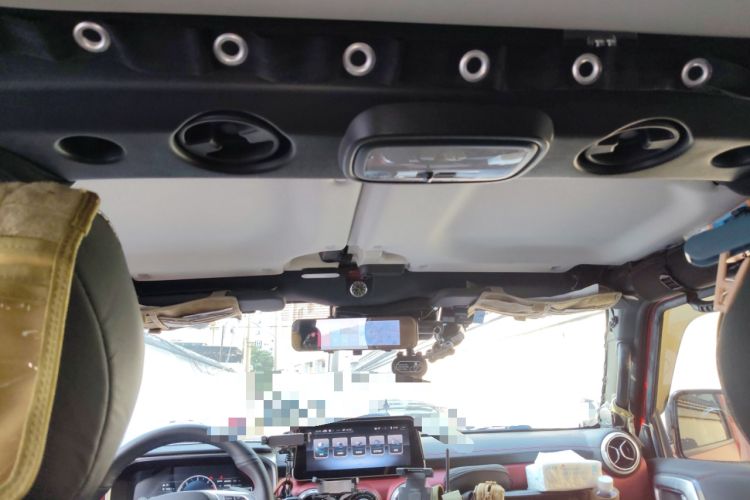 Used BAIC Off-Road BJ40 2021 2.0D Automatic Four-Wheel Drive Blade Hero Edition Adventurer Model (with Front and Rear Electronic Locks)
