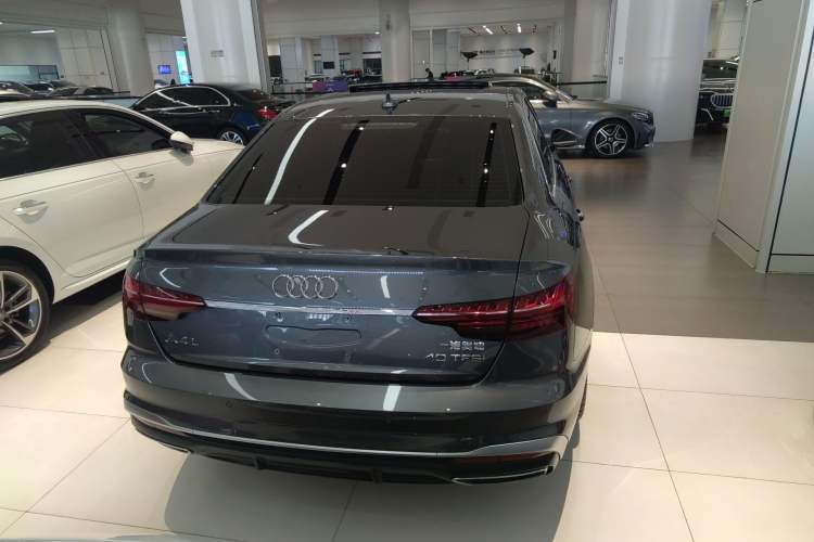 Used Audi A4L 2024 40 TFSI Fashion Dynamic Model
