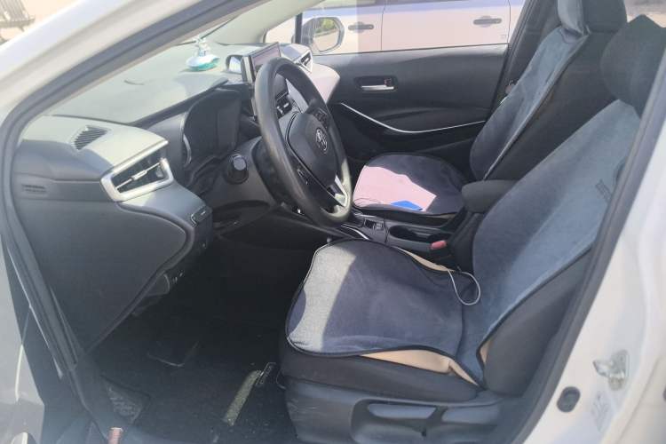 Used Toyota Corolla 2021 Dual-Motor 1.8L E-CVT Elite Edition Left Front Seat