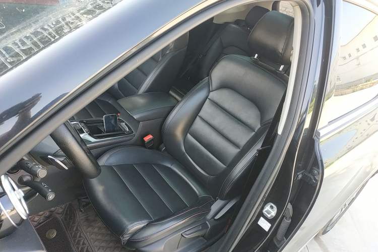 Used MG HS 2019 20T Automatic Two-Wheel Drive Luxury Edition China VI Standard