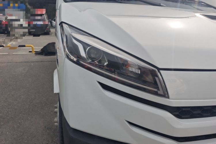 Used Iveco Daily 2023 2.5T A37M1 Long Wheelbase Mid-Height Dual-Tire Side-Sliding Doors 5–9 Seats