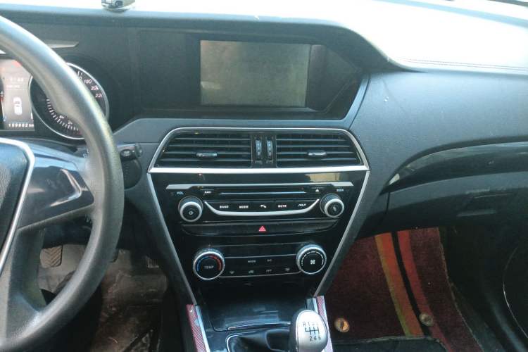 Used Leopaard CS10 2015 2.0T Manual New Generation Trim
