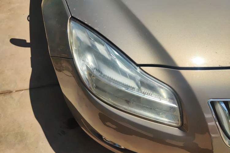 Used Buick Regal 2013 1.6T Automatic Elite Sport Edition Right Front Headlight