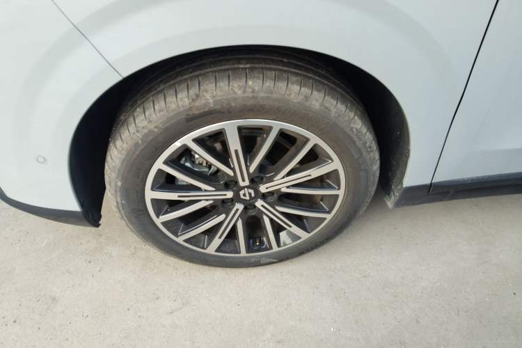 Used Leapmotor B10 2025 510 LiDAR Version Exterior 1