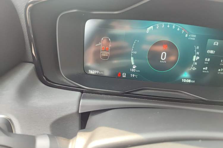 Used Lynk & Co 03 2021 1.5TD DCT Jing Champion Edition Odometer Close Up