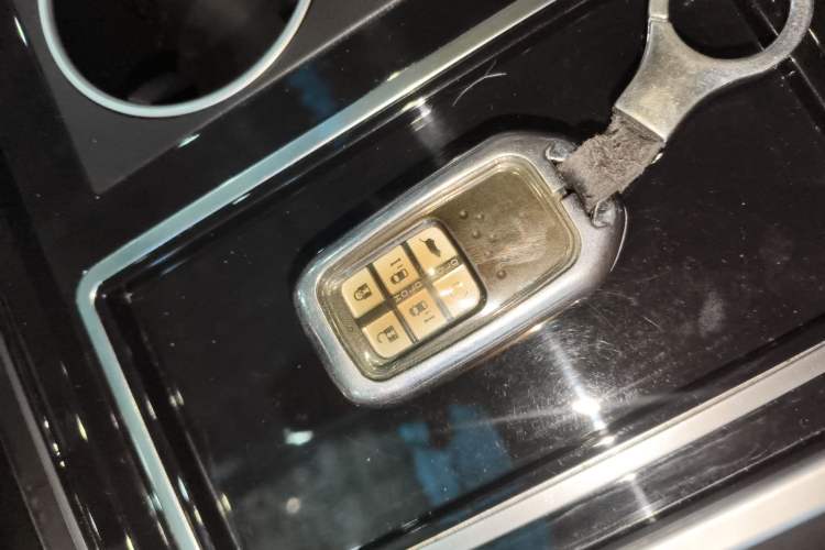 Used Honda Elysion 2022 2.0L eHEV Luxury Edition
