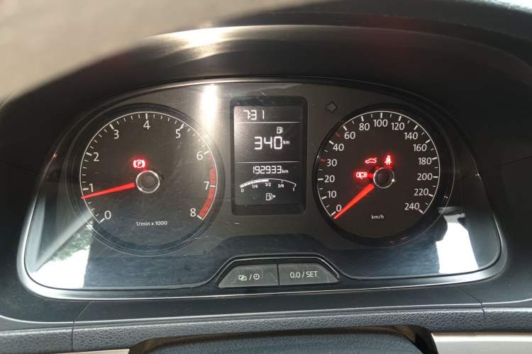 Used Volkswagen Lavida 2013 Revised Classic 1.6L Manual Fashion Edition Instrument Cluster