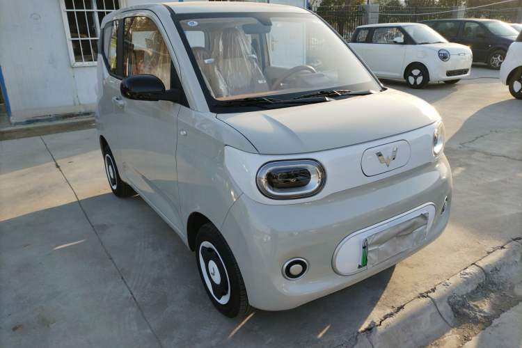 Used Wuling Hongguang MINIEV 2024 3rd Generation 215km Youth Edition