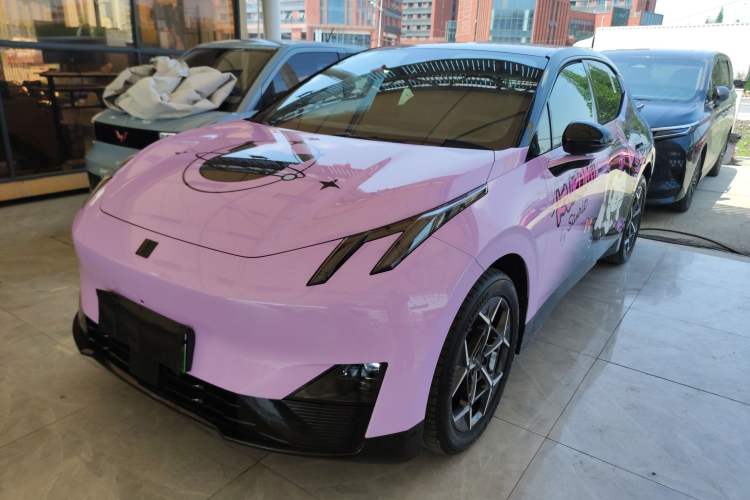 Used Lynk & Co Z20 2025 530 km Range Rear-Wheel Drive Pro