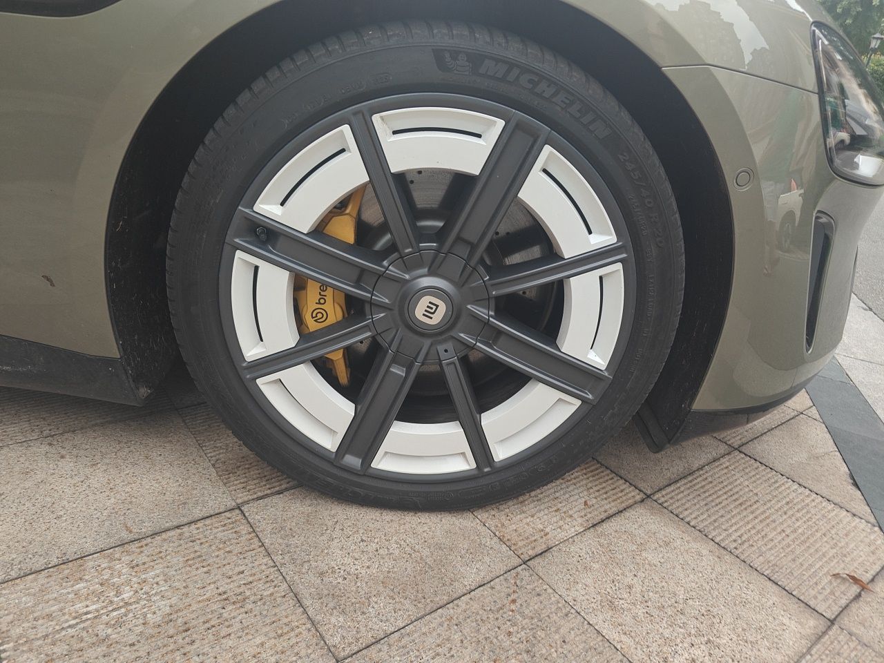 Xiaomi Auto SU7 2024 Four-Wheel Drive Ultra-Long Range Advanced Intelligent Driving Max Edition — снимка 8