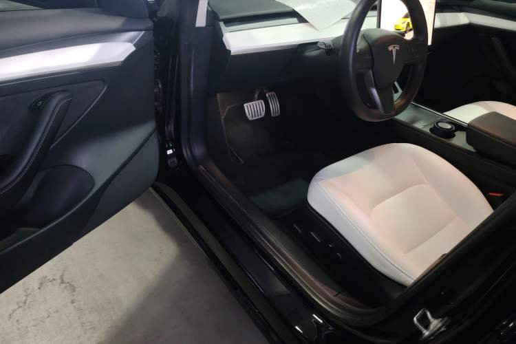 Used Tesla Model 3 2022 Performance High-Performance All-Wheel-Drive Version