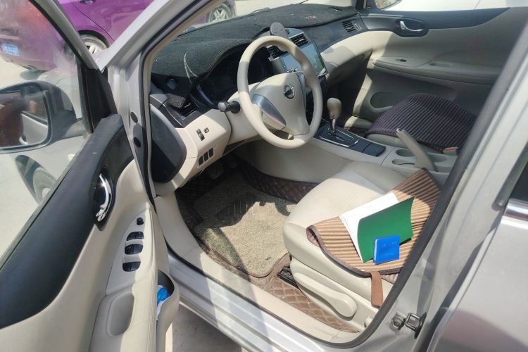 Used Nissan Tiida 2011 1.6L CVT Smart Version Driver Seat