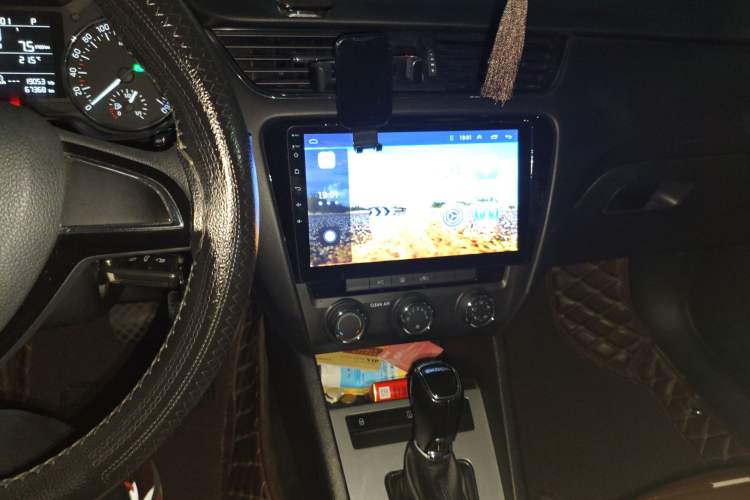 Used Skoda Octavia 2017 1.6L Automatic Front-Wheel Drive Model