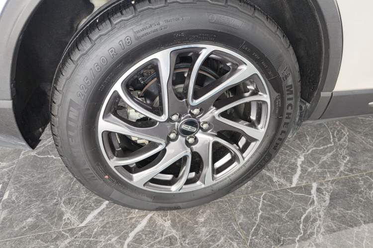 Used Lincoln Corsair 2022 Revised Version 2.0T Two-Wheel Drive Premium Edition Exterior 5