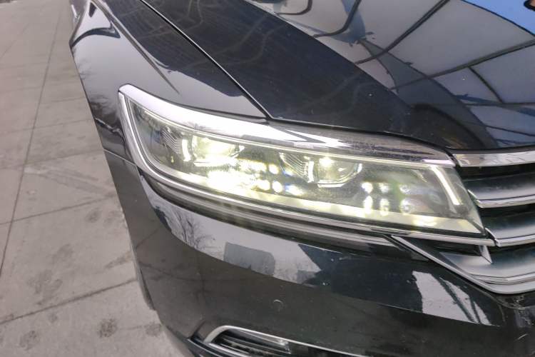 Used Volkswagen Phideon 2018 Revised Version 380TSI Two-Wheel Drive Luxury Flagship Edition