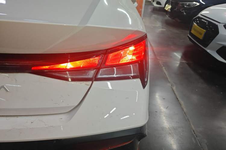 Used Hyundai Elantra 2023 1.5L CVT GLX Elite Edition Right Rear Taillight