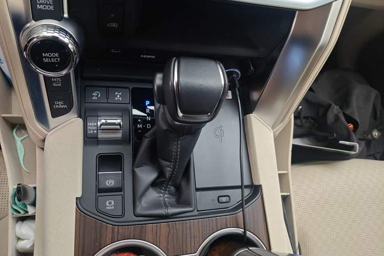 Used Toyota Land Cruiser 
