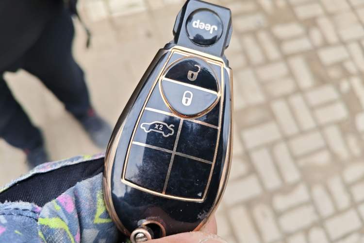 Used Jeep Grand Cherokee 2011 Revised 3.6L Flagship Navigation Edition