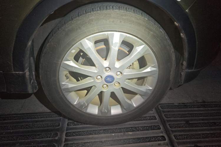 Used Ford Kuga 2015 1.5L GTDi Two-Wheel Drive Fashion Edition
