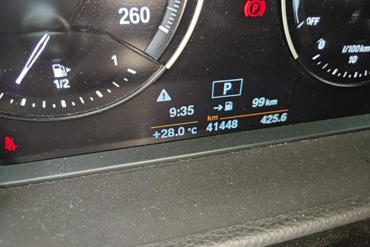 Used BMW 1 Series 2020 125i Leading Model M Sport Package Odometer Close Up