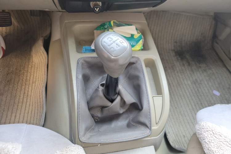 Used JMC Baodian 2013 2.8T Two-Wheel-Drive Diesel Comfort Value Edition
