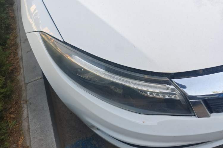 Used Qoros 3 2018 Sedan 1.6L Automatic Leading Model