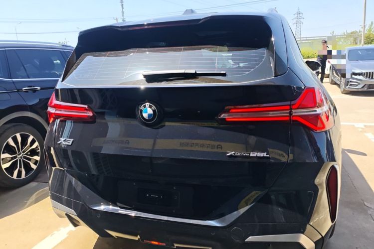 Used BMW X3 2025 Model, Facelifted xDrive25L Luxury Package