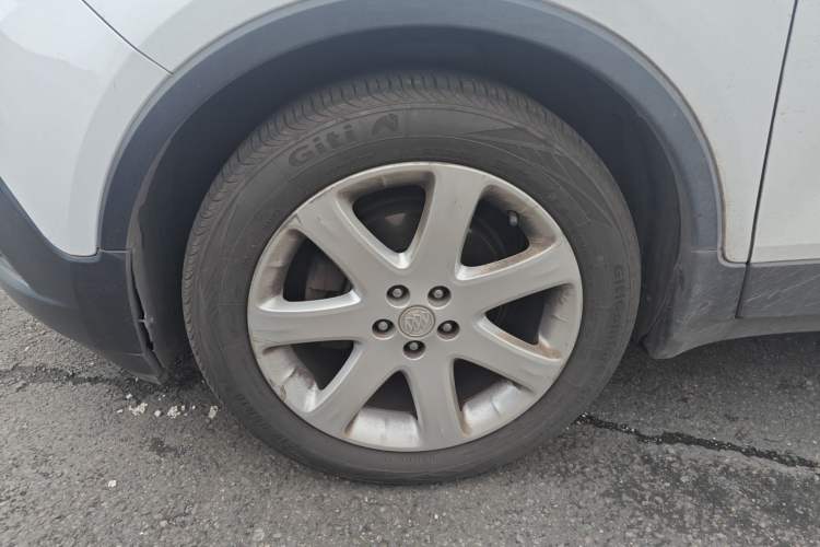 Used Buick Encore 2015 1.4T Automatic Two-Wheel Drive Urban Elite Version Exterior 4