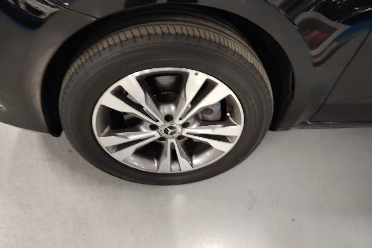 Used Mercedes-Benz V-Class 2018 V 260 Avantgarde Edition China VI
