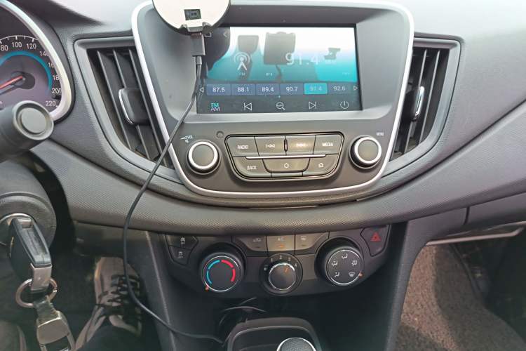 Used Chevrolet Cavalier 2019 320 Automatic Xinyue Edition Audio And AC Panel