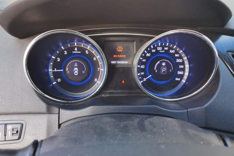 Used Hyundai Sonata 2011 2.0L Automatic Luxury Edition
