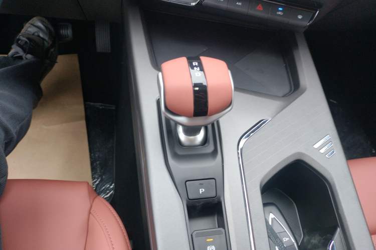 Used Changan X5 PLUS 2026 Model, Second Generation, 1.5T Transcendence PRO