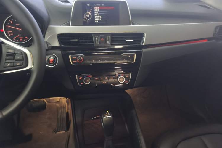 Used BMW X1 2016 sDrive18Li Fashion Model
