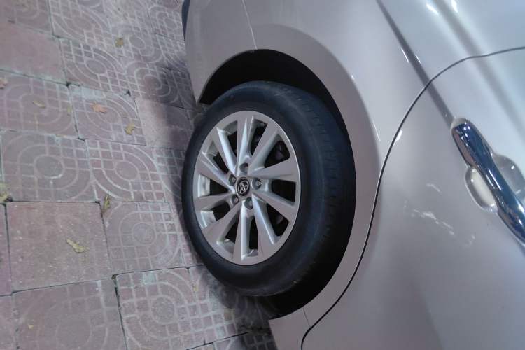 Used Toyota Camry 2021 2.0G Luxury Edition
