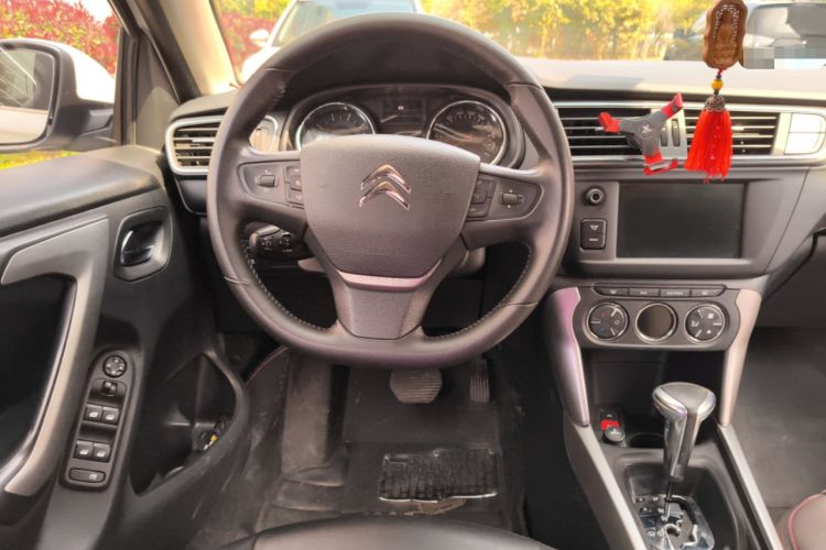 Used Citroen C3-XR 2015 1.6L Automatic Smart Version Steering Wheel