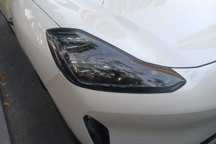 Used Hyptec HT 2023 670 Rear-Drive Ultra-High-Voltage NDA Version
