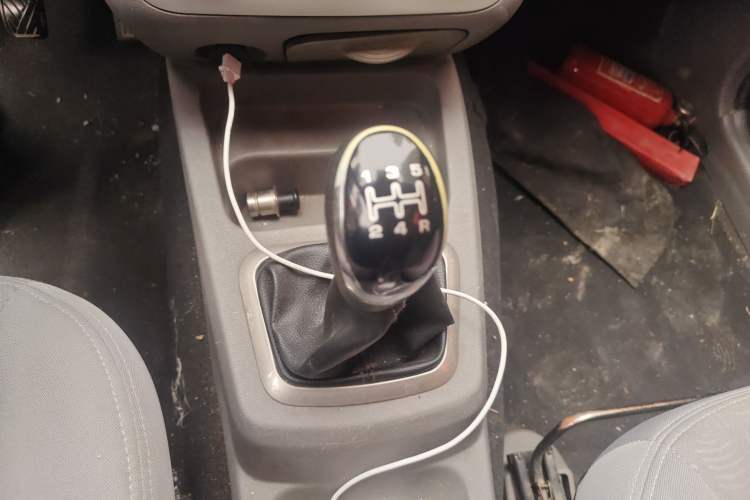 Used BAIC Weiwang M20 2014 1.5L Basic Version DAM15DL Gear Lever