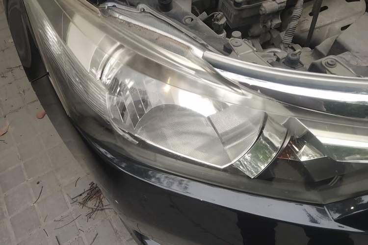 Used Toyota Vios 2014 1.5L Automatic ZhiZhen Edition Right Front Headlight