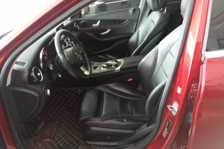 Used Mercedes-Benz C-Class 2017 Restyled C 180 L Fashion Edition Sport Version
