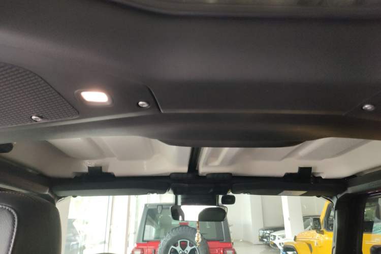 Used Jeep Wrangler 2024 2.0T Sahara Four-Door Edition
