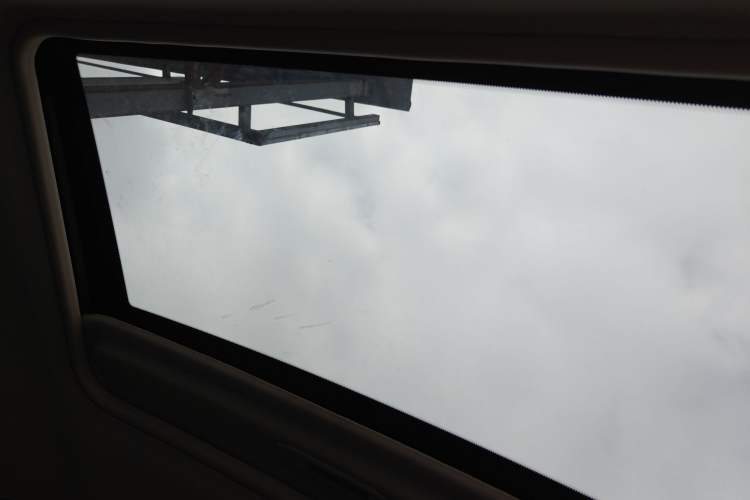 Used Dongfeng Fengon 580 2017 Revised Version 1.5T CVT Luxury Edition
