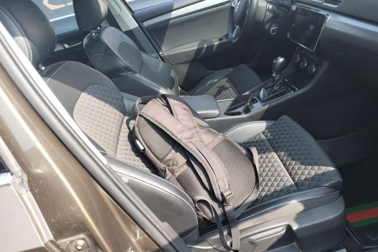 Used Skoda Superb 2016 TSI330 DSG Innovation Edition Right Front Seat