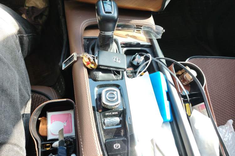 Used Volvo XC90 2020 Facelifted T6 Zhiya Luxury 7-Seater
