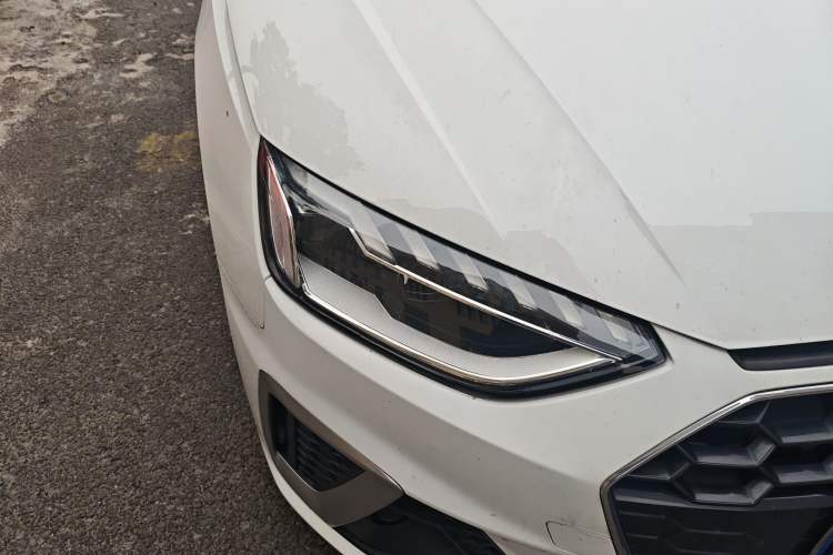 Used Audi A4L 2020 40 TFSI Fashion Dynamic Model Right Front Headlight