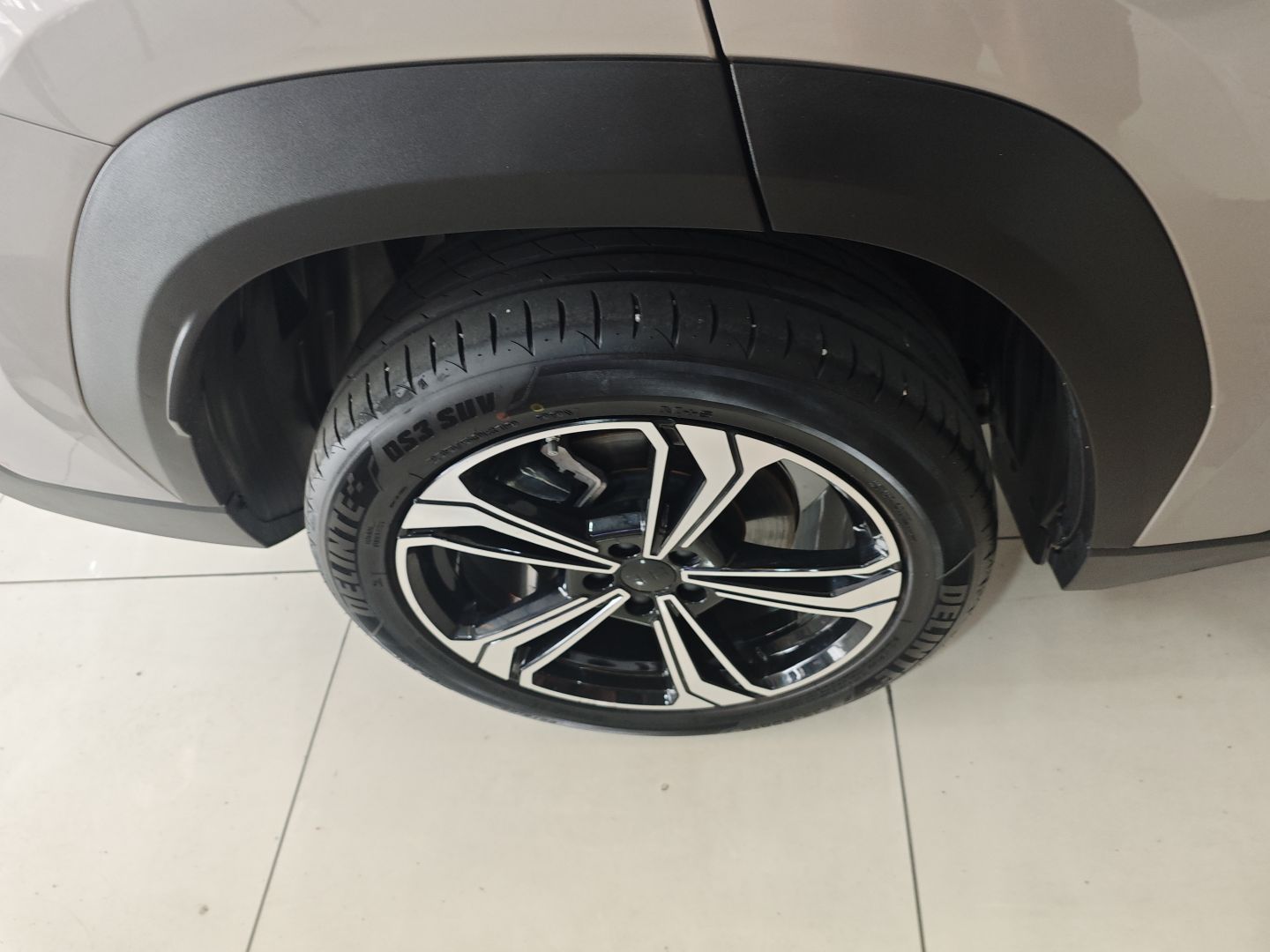 Geely Galaxy L7 2023 1.5T 55km AIR — снимка 9