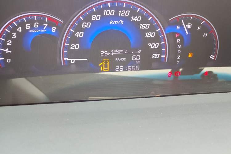 Used Honda Elysion 2015 2.4L VTi-S Prestige Edition Odometer Close Up